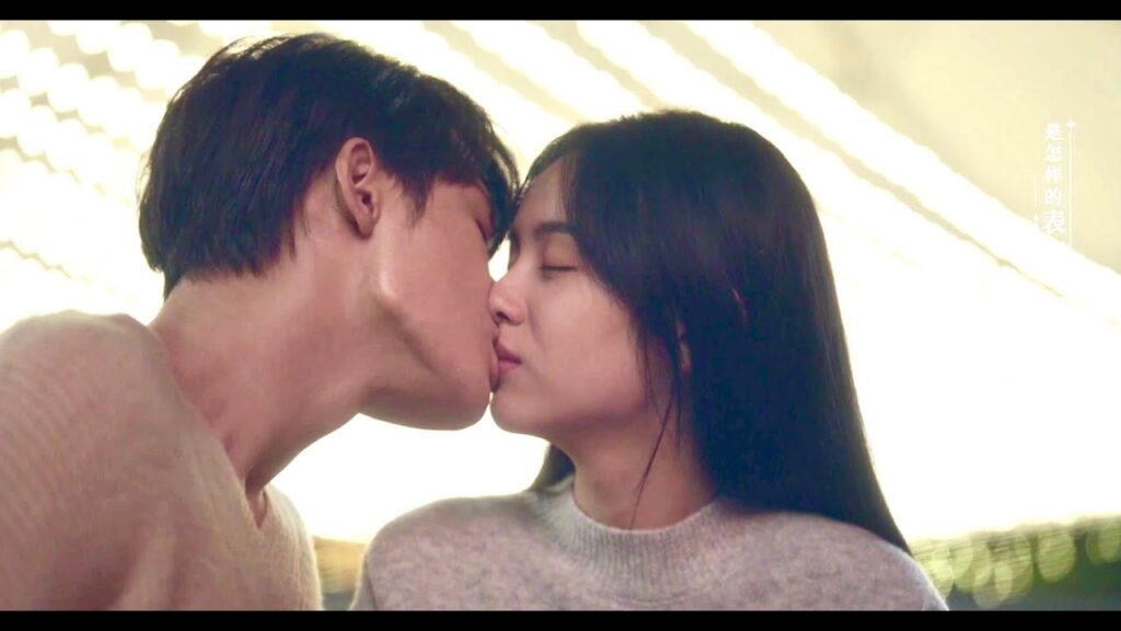 اعلان 30 , مازلت لا اصدق بأنك حبيبي ونحن معاً الآن  ( احبني و احب صوتي )