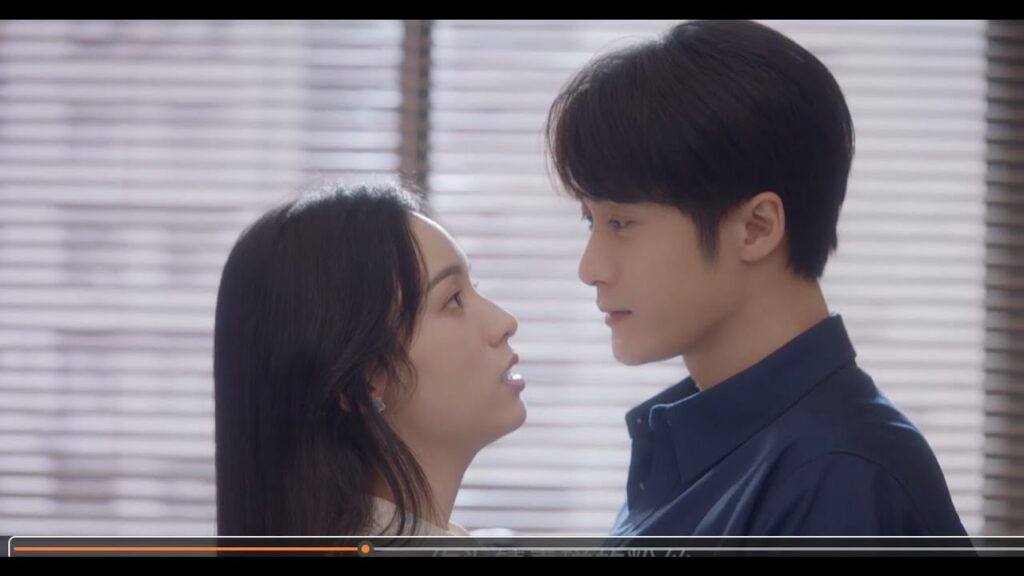 حبيبتي مصابة بتقلبات عاطفية  ( احبني و احب صوتي )