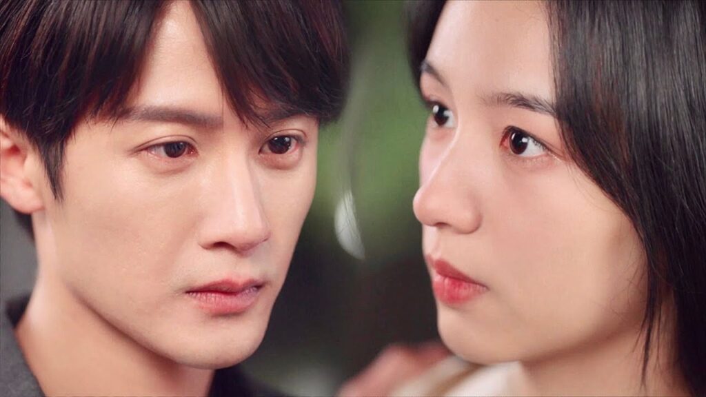 يأخذها الى مكان هادئ لكي لا يراهم احد ( احبني و احب صوتي ) يأخذها الى مكان هادئ لكي لا يراهم احد ( احبني و احب صوتي )