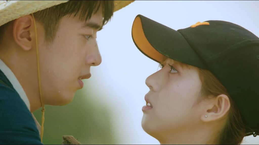 يقترب من فتاته ويقضي برفقتها وقتًا ممتعًا❤️❣️مشهد رومانسي من “حبك ينيرني” يقترب من فتاته ويقضي برفقتها وقتًا ممتعًا❤️❣️مشهد رومانسي من "حبك ينيرني"