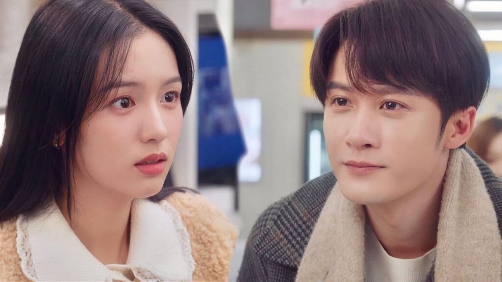 يطلب حسابها امام الفتيات كأنه يعترف لها بحبـه  ( احبني و احب صوتي )