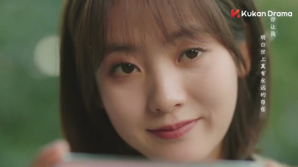 تخبره بأن يذهب معها لتلقي العلاج