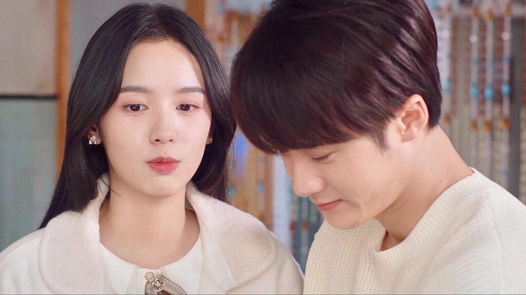 يتعرف على صديقات حبيبتـه و يعد لهم الطعام   (احبني و احب صوتي )