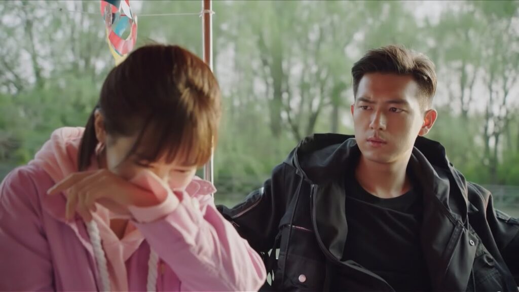 ابتسامة واحدة من فتاته قادرة على فقدان سيطرته😍مشهد من "هيا هيا يا الحبار"