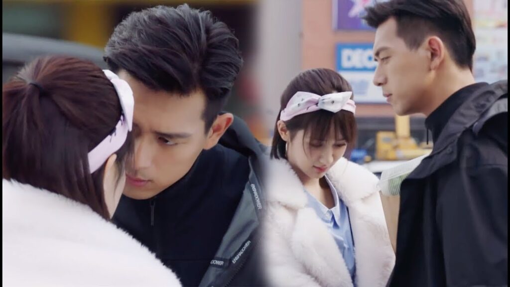 فجأة يقوم بحركة غامضة فيجعل فتاته تحمر خجلا ويخفق قلبها❣️مشهد رومانسي “هيا هيا يا الحبار” فجأة يقوم بحركة غامضة فيجعل فتاته تحمر خجلا ويخفق قلبها❣️مشهد رومانسي "هيا هيا يا الحبار"