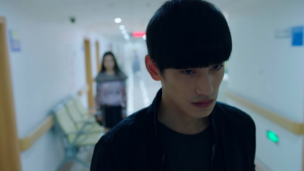 يشفي حبيبها السابق بدمه كما أصرت ولكنه يتركها في النهاية💔😔مشهد حزين من "حبيبي المذهل"