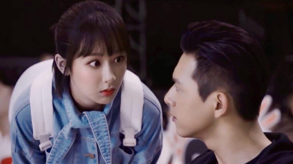 يطلب المستبد منها الجلوس بجانبه لكنه اعترف بأنه لا يحب النساء؟!😲مشهد من “هيا هيا يا الحبار” يطلب المستبد منها الجلوس بجانبه لكنه اعترف بأنه لا يحب النساء؟!😲مشهد من "هيا هيا يا الحبار"