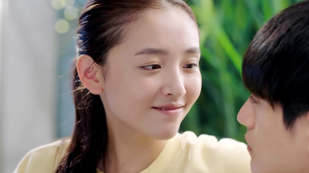 أخيرًا تعترف فتاته بمشاعرها تجاهه ومع ذلك يرفضها بقسوة💔مشهد من "حبيبي المذهل"