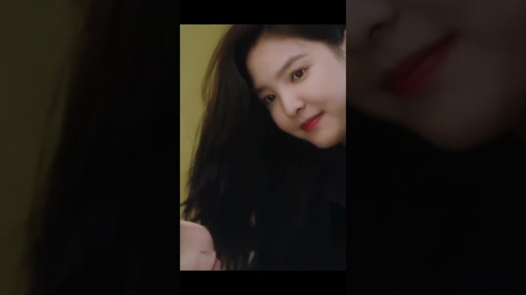 كان غو يون تشينغ خجولا عندما تم لمس عضلات بطنه🤣#الحب_هو_الدواء_الشافي #LoveIsPanacea #youku