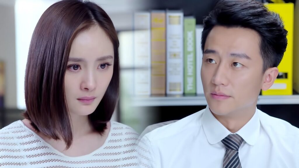 يحاول بكل الطرق استفزازها لطردها لكنها تصر على موقفها | مشهد من مسلسل "عزيزي المترجم"