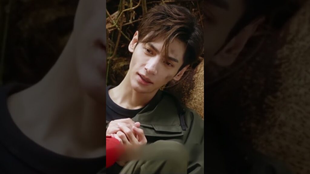 تمت مقاطعة تقبيل قو يون زينغ لسو ويان في حلمه!🤣#الحب_هو_الدواء_الشافي #LoveIsPanacea #youku