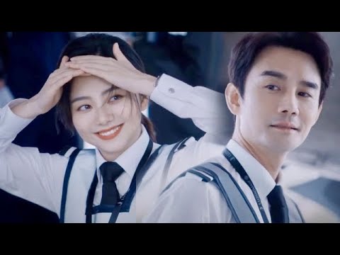 بدأت محاولات بطلتنا بالاقتراب من الرئيس تظهر أخيرًا عليه😉مقطع رومانسي من مسلسل”رحلتي إليك” بدأت محاولات بطلتنا بالاقتراب من الرئيس تظهر أخيرًا عليه😉مقطع رومانسي من مسلسل"رحلتي إليك"