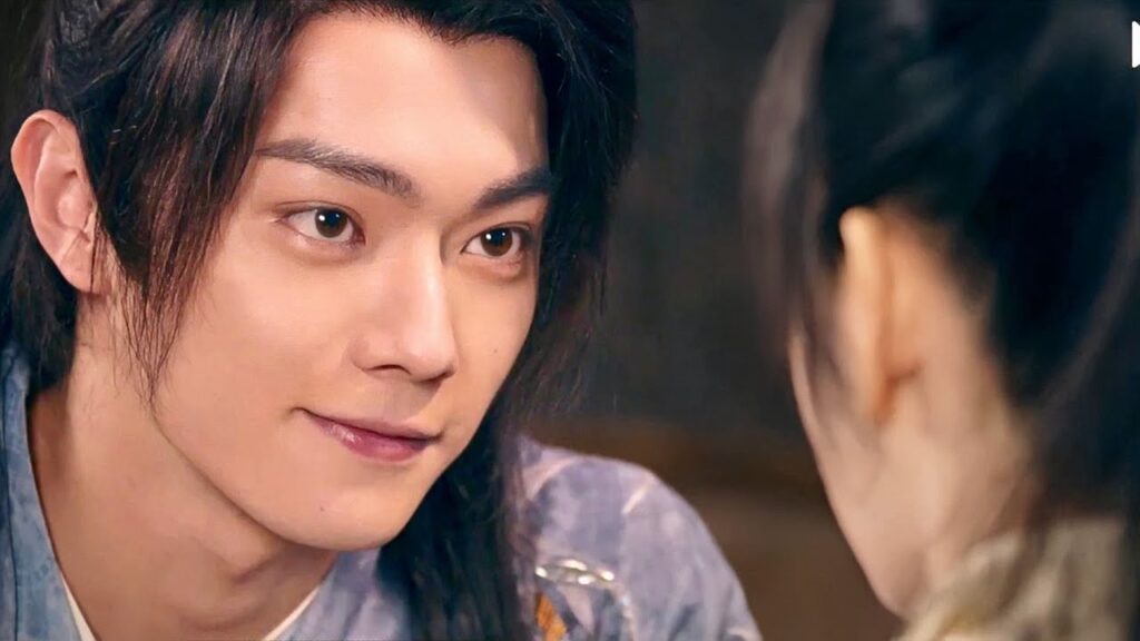 يدخل من نافذة غرفتها لكي يحضر لها الطعام سراً  ( ارض عجائب الحب )