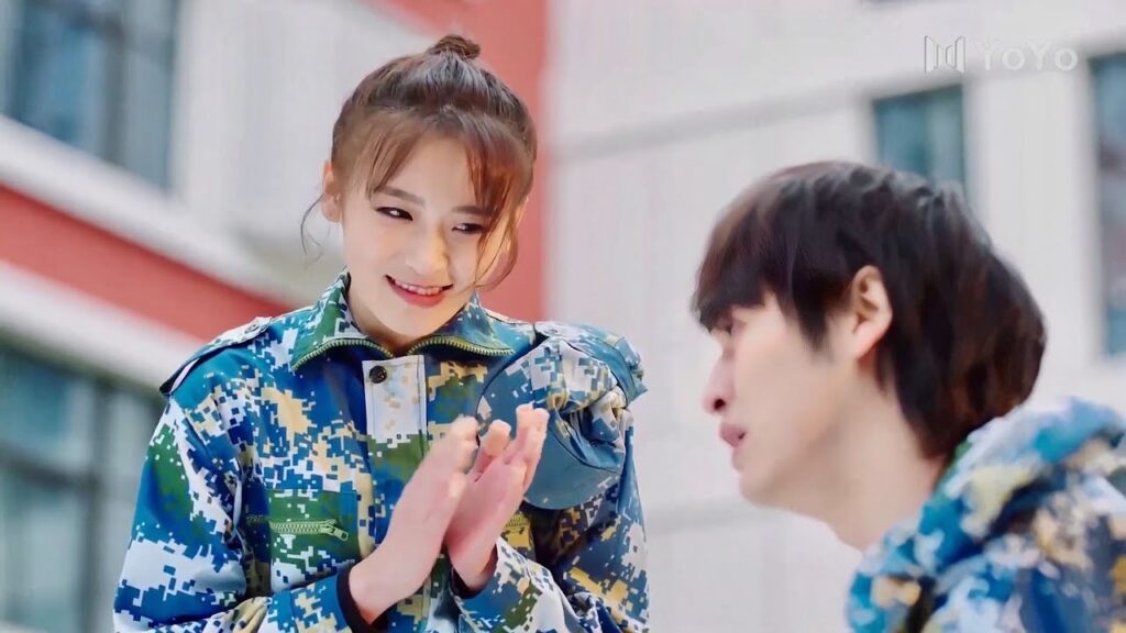 تقرر مساعدتـه في امور المواعدة لكنها من ستقع في حبـه ( على وشك الشهرة ) تقرر مساعدتـه في امور المواعدة لكنها من ستقع في حبـه ( على وشك الشهرة )