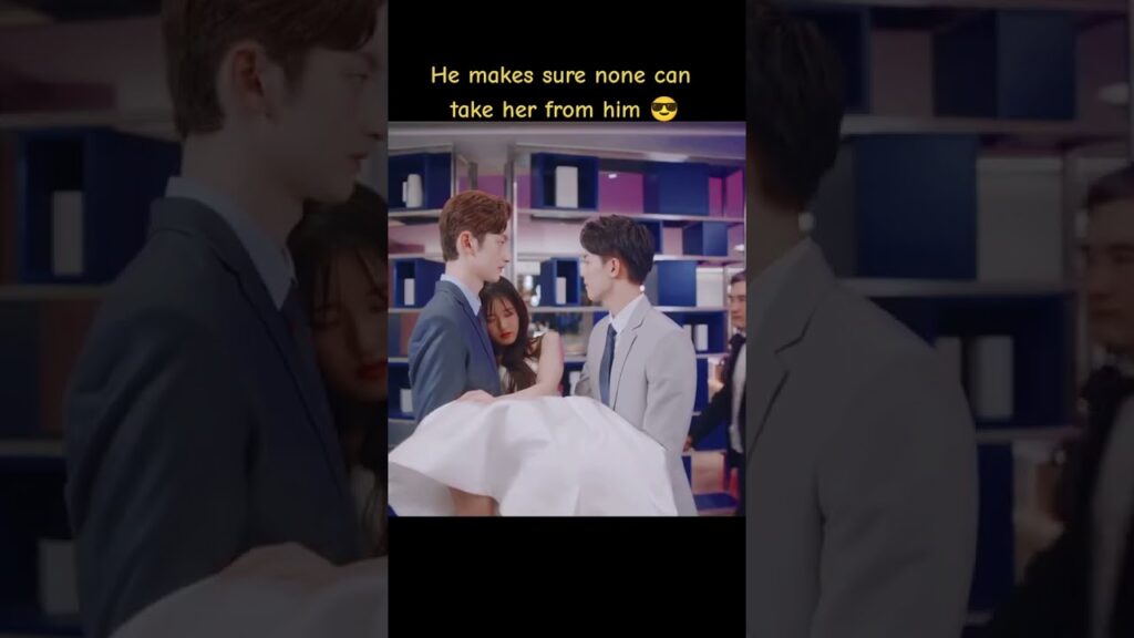 يتأكد من أنه لا يمكن لأحد أن يأخذها منه😎#PleaseFeelAtEaseMrLing #一不小心捡到爱 #youku يتأكد من أنه لا يمكن لأحد أن يأخذها منه😎#PleaseFeelAtEaseMrLing #一不小心捡到爱 #youku