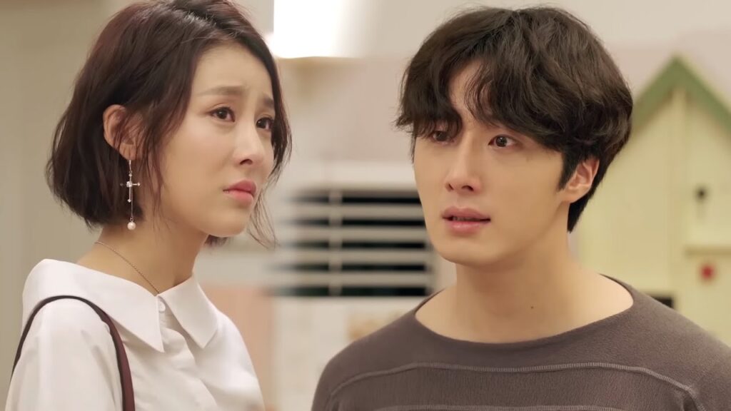 يتوسل لجعلها تثق به فتنفصل عنه بقسوة وتطرده😞مشهد حزين من "أكاذيب الفتيات"