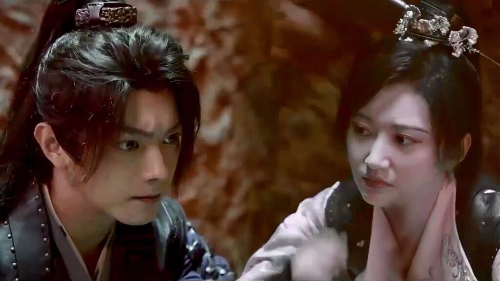 تقع في الفخ ويرفض مساعدتها ويأكل الطعام امامها لانها جائعة ( ارض عجائب الحب)