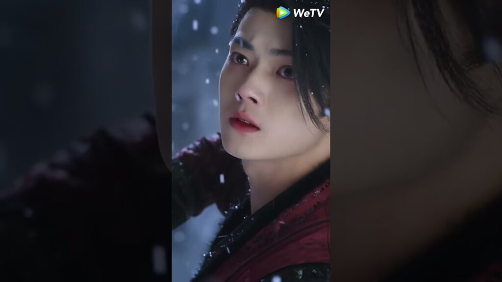 أُعجب بها من أول مقابلة 😍 #chinesedrama #snoweaglelord #shortvideo #لورد_نسر_الثلج #shorts