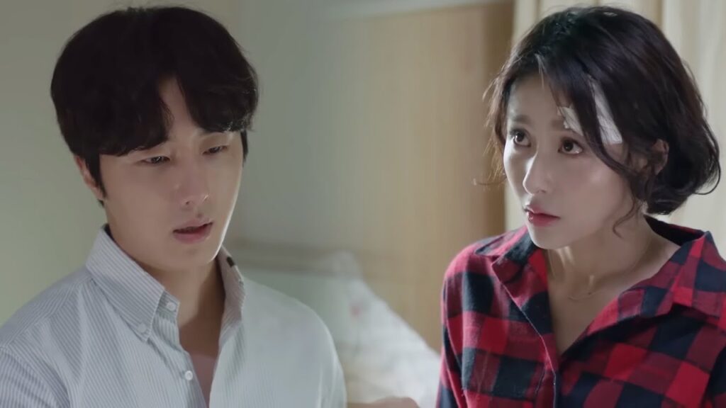 أكثر ما يغضبه هو أن حبيبته تأذت بسبب صديقه!❤️مشهد رومانسي من "أكاذيب الفتيات"