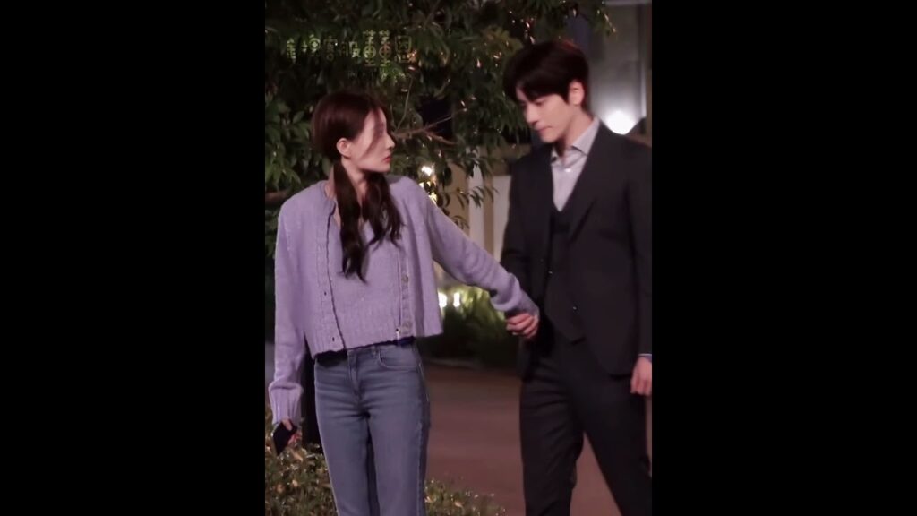 #helloimatyourservice #iQIYI #mileswei#iqiyiarabic #mileswei #شورتس #shorts #unforgettablelove
