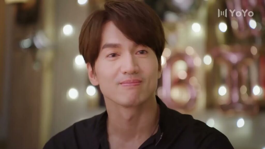 يحتفل بميلادها على طريقتـه الخاصة ( عد نجومك المحظوظة )