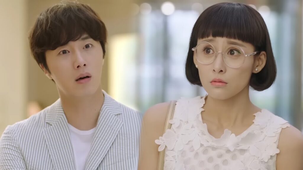 يغضب الرئيس عندما يرى فتاته متأنقة للمرة الأولى😅مشهد من “أكاذيب الفتيات” يغضب الرئيس عندما يرى فتاته متأنقة للمرة الأولى😅مشهد من "أكاذيب الفتيات"