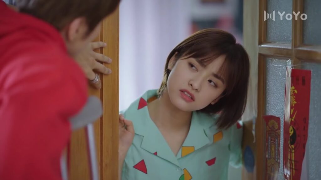 بحجة المرض يأتي و يعيش معها  ( عد نجومك المحظوظة )