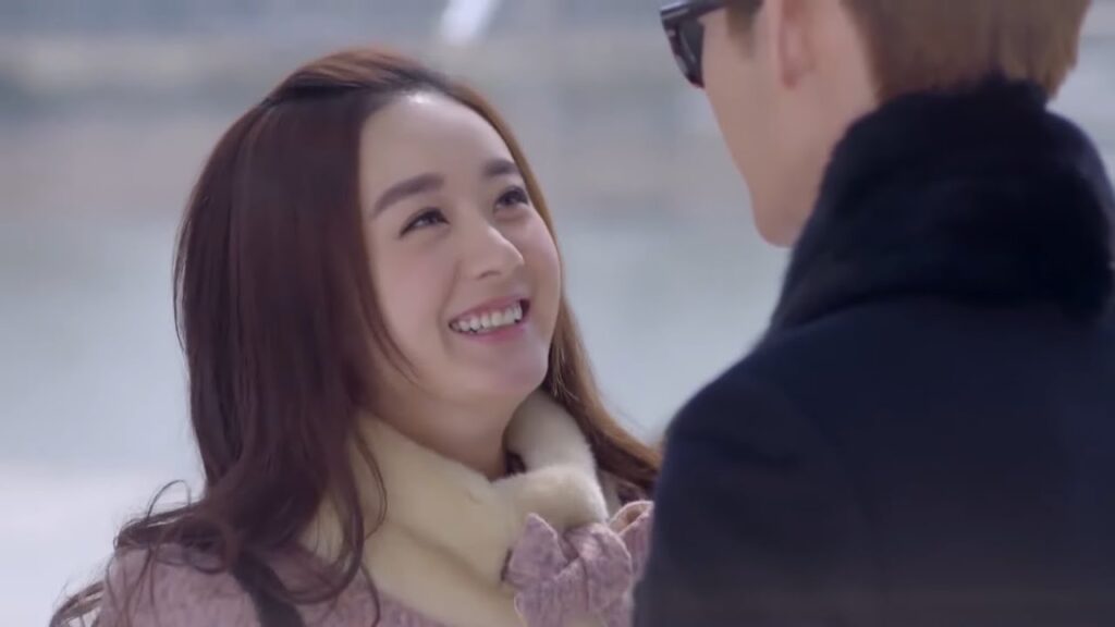 البطلة غير مستعدة للاعتراف بأنها حبيبة الرئيس فيصاب بجروح شديدة ويريد الانفصال | مشهد من"‫أنا وسيدي"