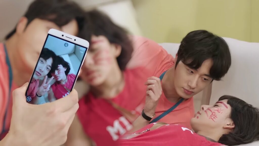 رئيس لديه ضغينة ضد النساء يتنمر بكل الطرق على موظفته😂مشهد كوميدي من “أكاذيب الفتيات” رئيس لديه ضغينة ضد النساء يتنمر بكل الطرق على موظفته😂مشهد كوميدي من "أكاذيب الفتيات"