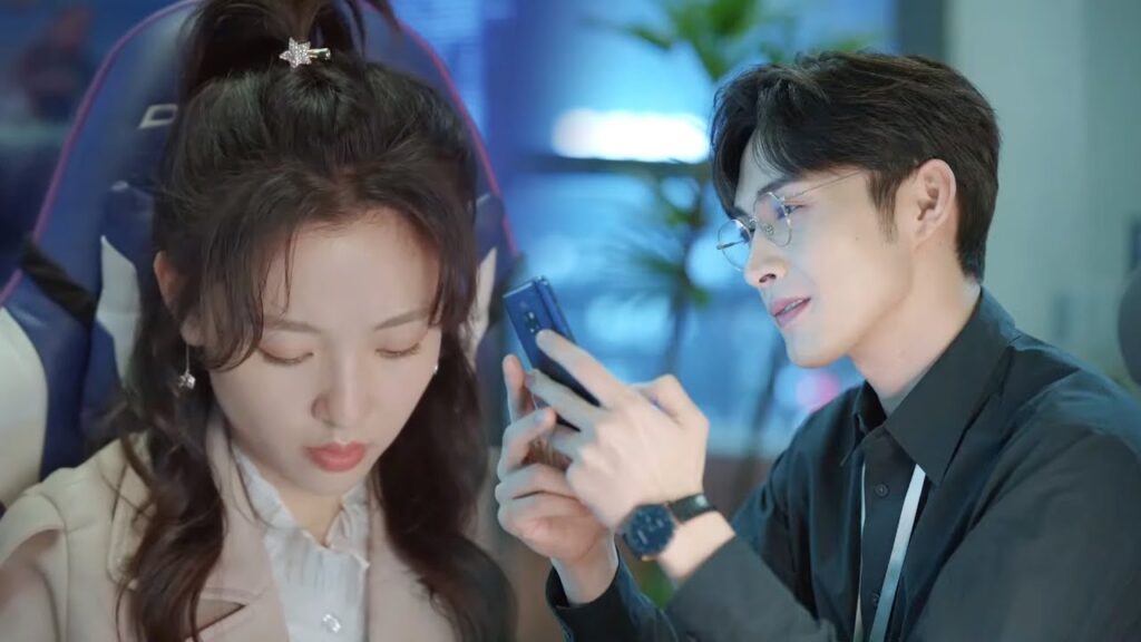 تعترف فتاته بمشاعرها علنًا فيشعر بسعادة شديدة❤️مشهد من “هنا نلتقي ثانية” تعترف فتاته بمشاعرها علنًا فيشعر بسعادة شديدة❤️مشهد من "هنا نلتقي ثانية"