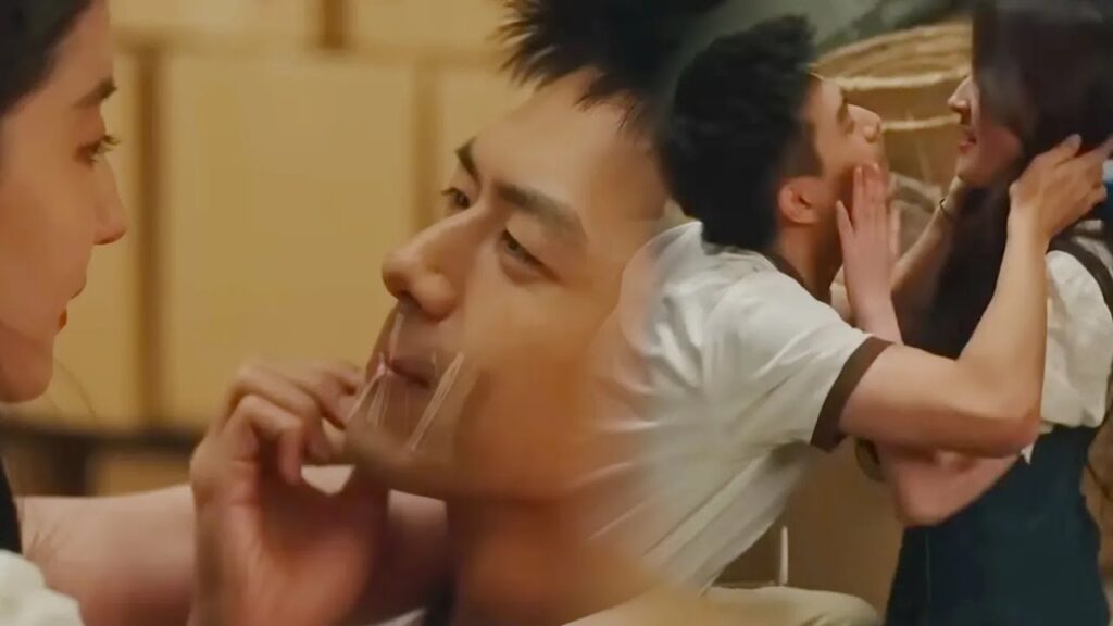 شاغبها فأخرسته بطريقتها 🥰| مشهد رومانسي من مسلسل “قابل ذاتك” شاغبها فأخرسته بطريقتها 🥰| مشهد رومانسي من مسلسل "قابل ذاتك"