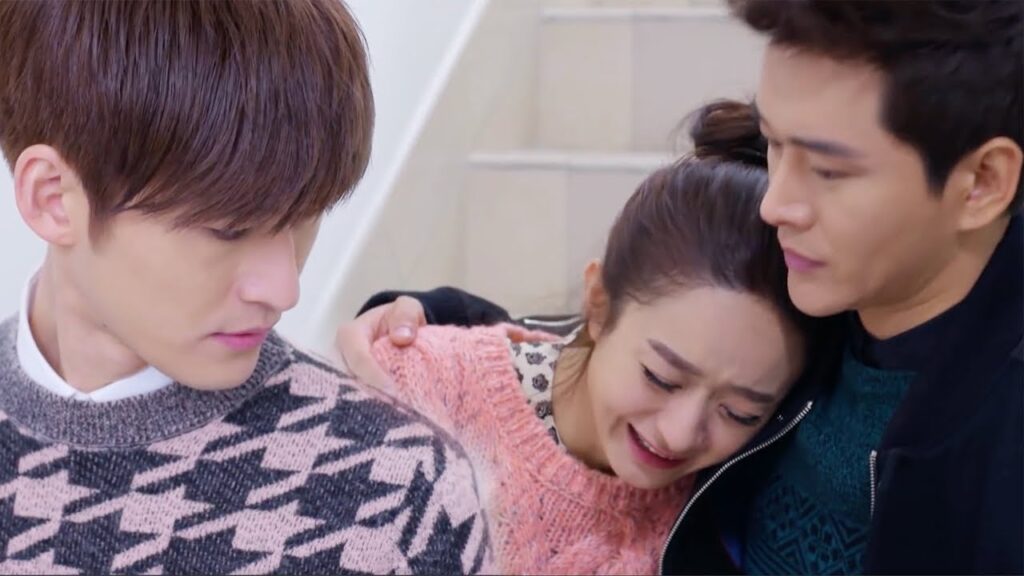 تبكي البطلة بحزن بين أحضانه بينما لا يمكن للرئيس سوى الاختباء بهدوء والمراقبة💔مشهد من”أنا وسيدي” تبكي البطلة بحزن بين أحضانه بينما لا يمكن للرئيس سوى الاختباء بهدوء والمراقبة💔مشهد من"أنا وسيدي"