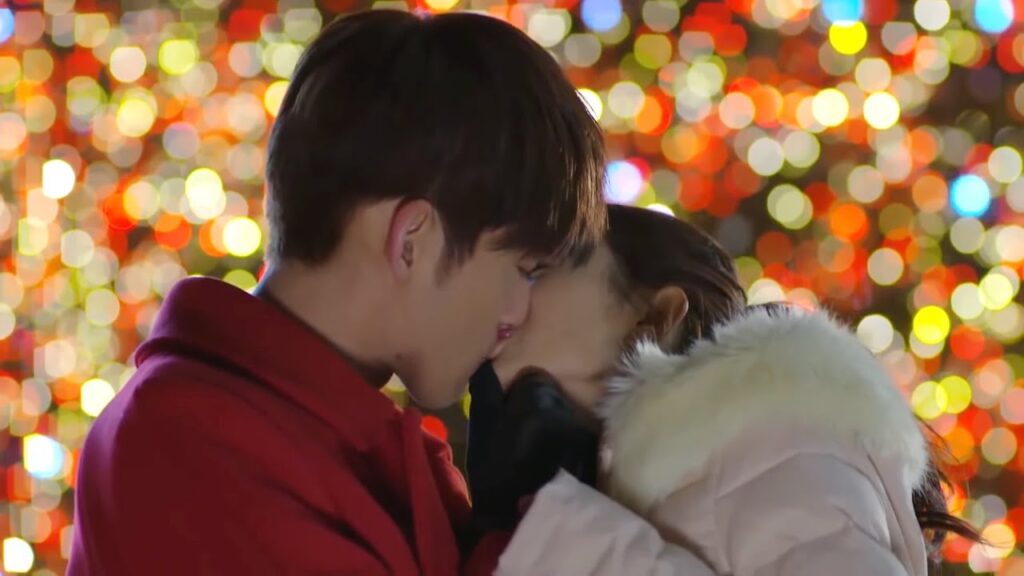 يُقبل الرئيس البطلة باستبداد فتتساءل إذا كان يحبها😊💖مشهد من مسلسل “أنا وسيدي” يُقبل الرئيس البطلة باستبداد فتتساءل إذا كان يحبها😊💖مشهد من مسلسل "أنا وسيدي"