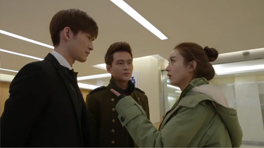 المشهد حيث تلتقي البطلة بالرئيس لأول مرة! | مشهد من مسلسل "أنا وسيدي"