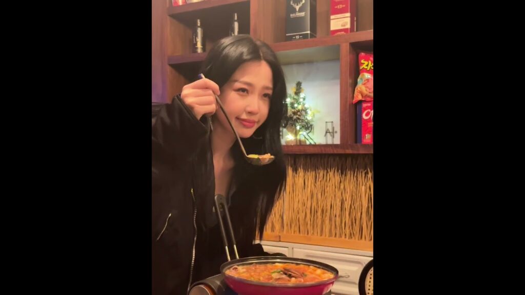 #iqiyiarabic #myjourneytoyou #Estheryu #شورتس #مسلسلات #cdrama #herworld # #loveyouseventimes