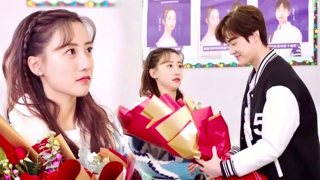 يعتقدون بأني لا اعرف بالحب , ما رأيك ان تخبريهم انتي بعد ما حدث البارحة  ( على وشك الشهرة )