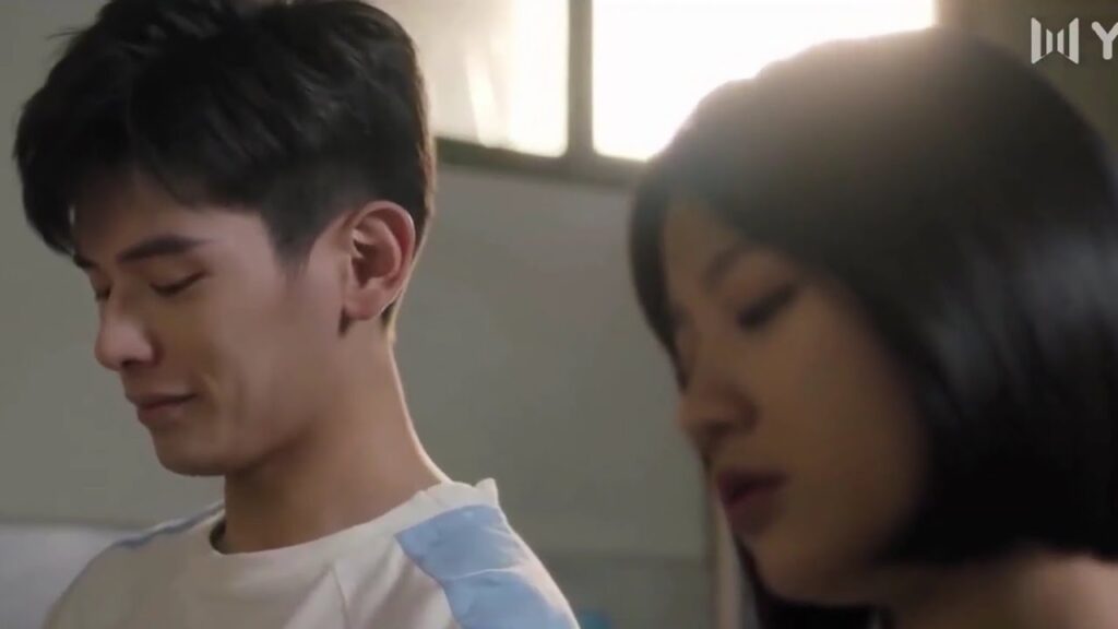 تسأله عن حالـه بعد ان قامت بتسميمه عن طريق الخطأ  ( لا تغادر بعد المدرسة )