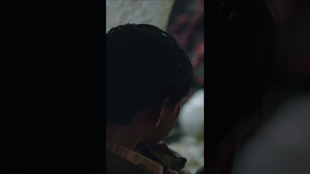 الطفل الصغير يختبئ في بيضة الثعبان هرباً من الديناصور! #الثعبان3 #Snake3