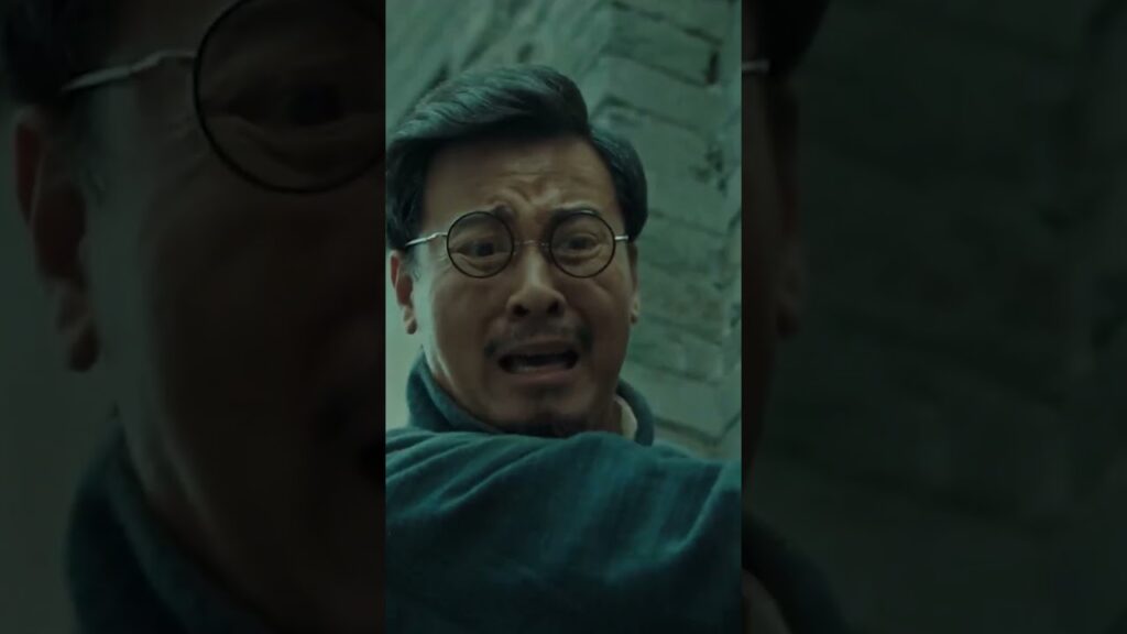 سقط الرجل عن طريق الخطأ وغمرته مجموعة ضخمة من الفئران على الفور! #كارثة_الفئران #RatDisaster