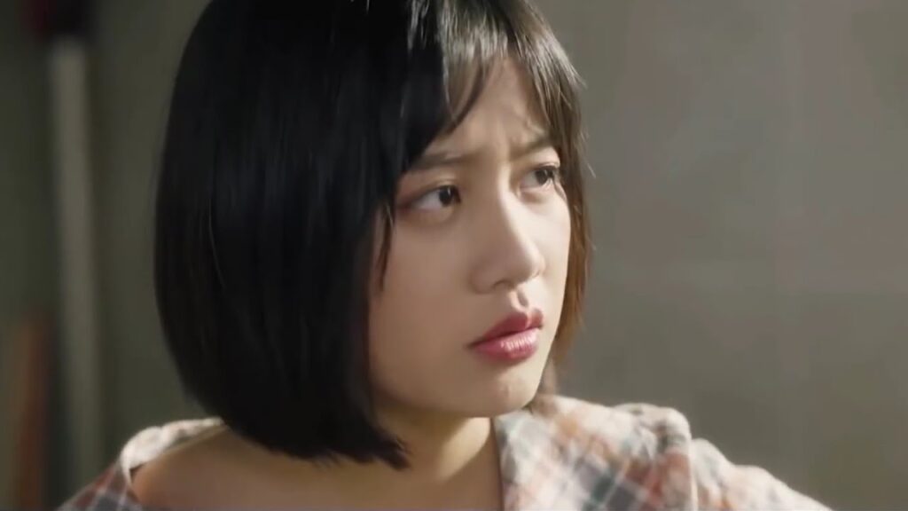 تكره الدراسة , فتقوم بتفجيـر مدرستها  ( لا تغادر بعد المدرسة )