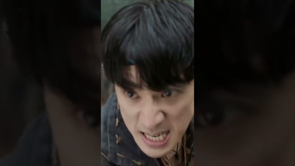 فتى الريف والضابط العسكري كانا متساويين في مبارزة! #TheBloodthirstyBees #النحل_المتعطش_للدماء #youku