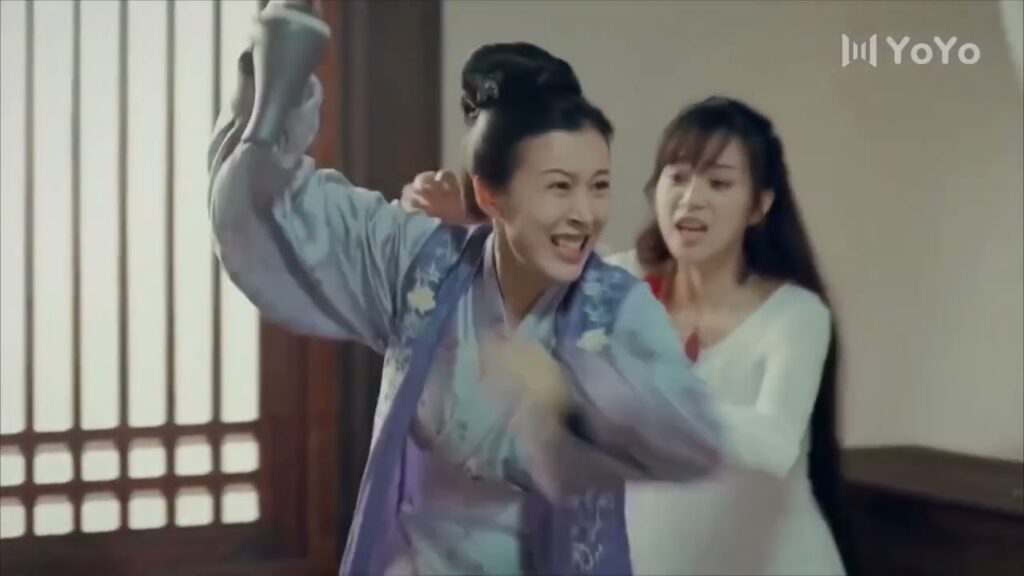 تصب غضبها لانـه يشبـه والده   ( قدري العزيز )