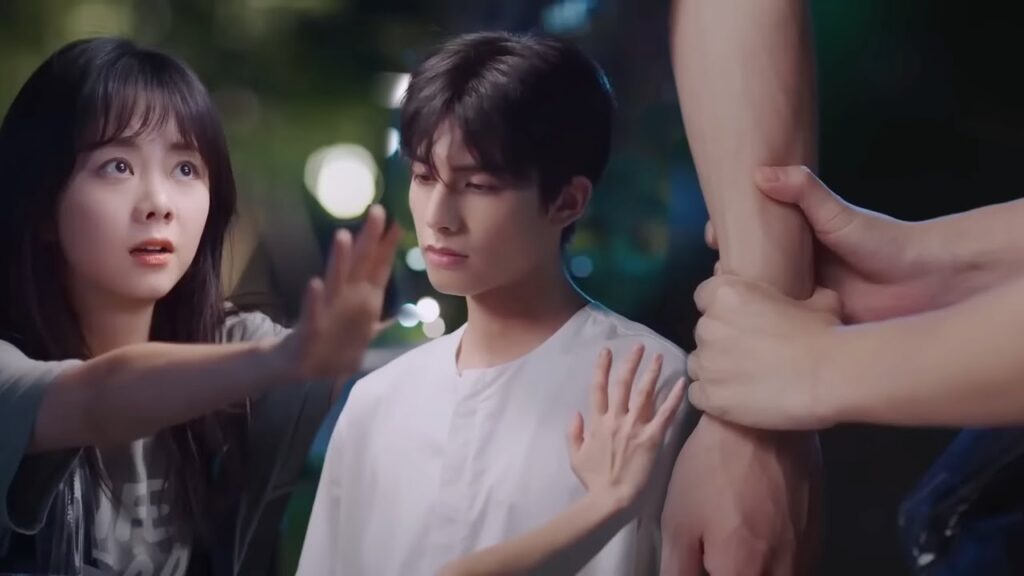 [اتبع قلبك!] | حاولت منعه، فهل سيستجيب لرغبتها؟ | مشهد من المسلسل الصيني "انطلق"