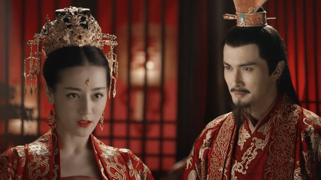 "اكتمل الزفاف! تكرس الثعلبة الصغيرة نفسها للإمبراطور من أجل رد لطفه | مشهد رومانسي من "الحب الأبدي