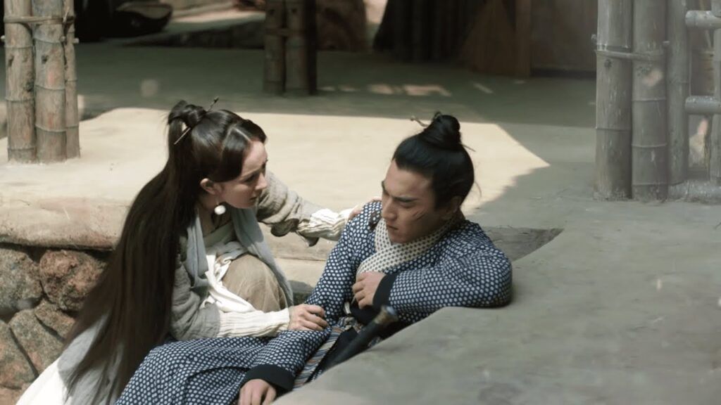 مخطط! عاد إلى فتاته الجميلة بخطة ماكرة فخلعت ملابسه وأطعمته | مشهد من مسلسل الحب الأبدي