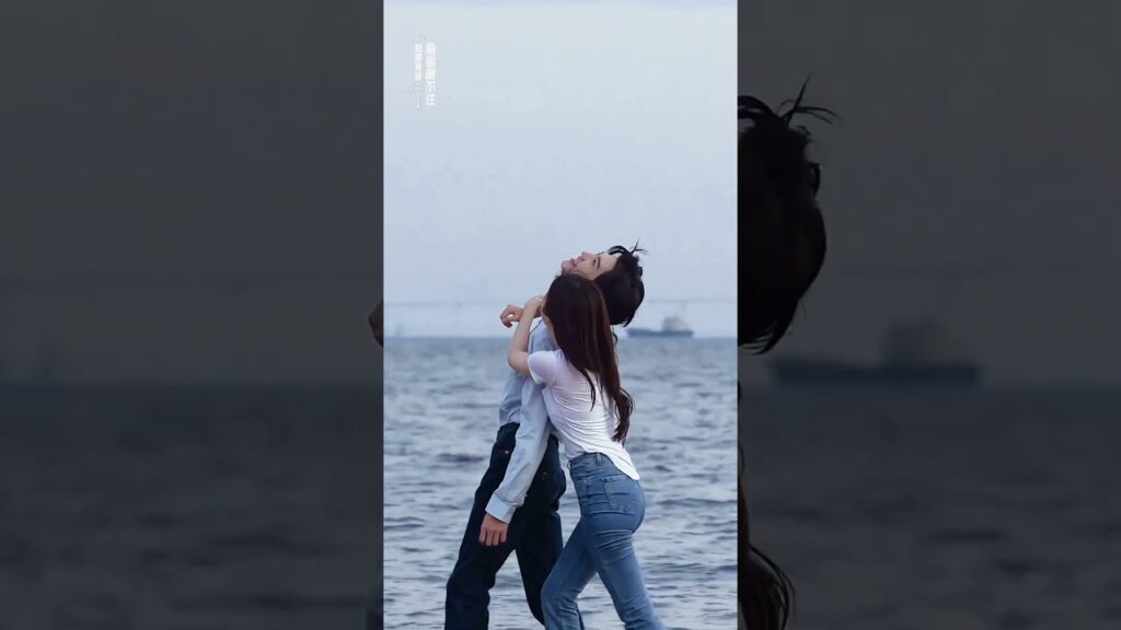 كما شهد نسيم البحر حبهم الكبير!🥰 #HiddenLove #حب_خفي #zhaolusi #chenzheyuan