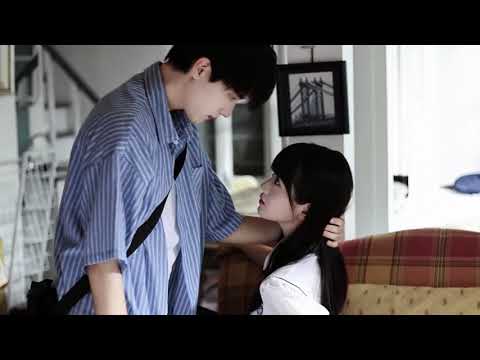 واو! انظروا الى اي مدى حصلوا على القبلات!😍😍😍 #WhenIFlyTowardsYou #youku #ZhouYiran #ZhangMiaoyi