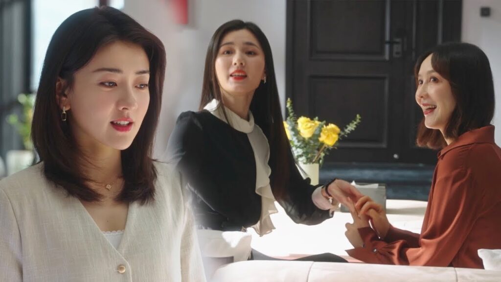 أخيرًا يعترف الرئيس لوالدته بأنه وقع في الحب | مشهد من المسلسل "مرحبًا أيتها الزهرة"