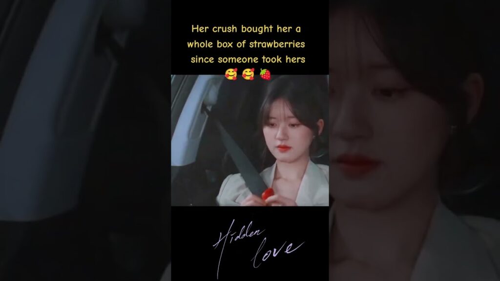 “حب خفي”|Hidden Love|اشترت لها سحقها علبة كاملة من الفراولة منذ أن أخذها أحدهم🥰🥰|YOUKU "حب خفي"|Hidden Love|اشترت لها سحقها علبة كاملة من الفراولة منذ أن أخذها أحدهم🥰🥰|YOUKU