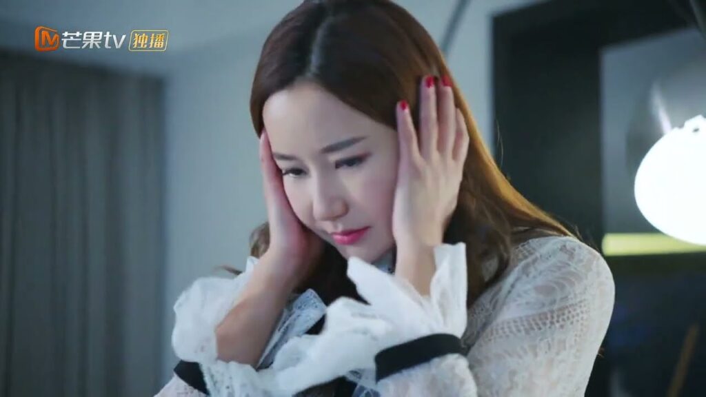 احتفلت الشركة بترقية Xiaoyu معًا ، واعترفت السيدة Su لشياويو بينما كانت في حالة سكر | Fleeting Youth احتفلت الشركة بترقية Xiaoyu معًا ، واعترفت السيدة Su لشياويو بينما كانت في حالة سكر | Fleeting Youth